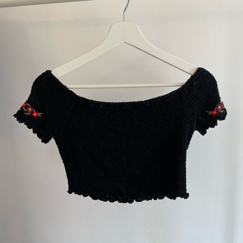 La Hearts crop top